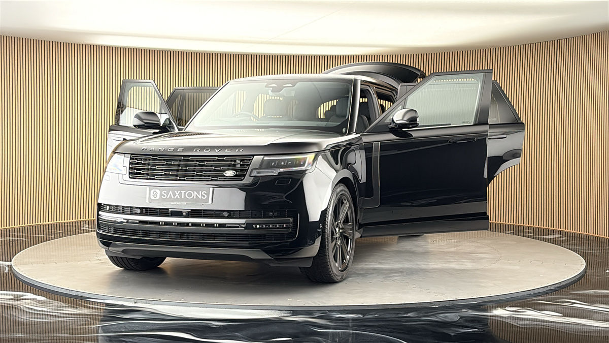 More views of Land Rover Range Rover