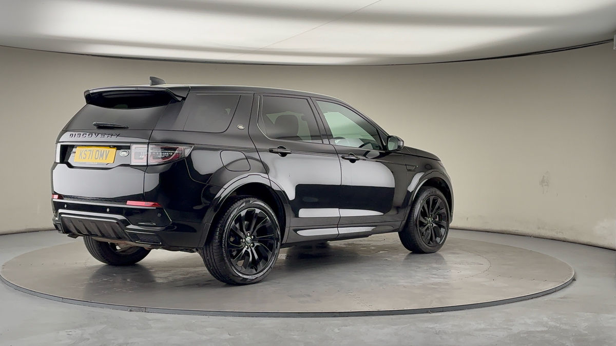 Land Rover Discovery Sport Image 21