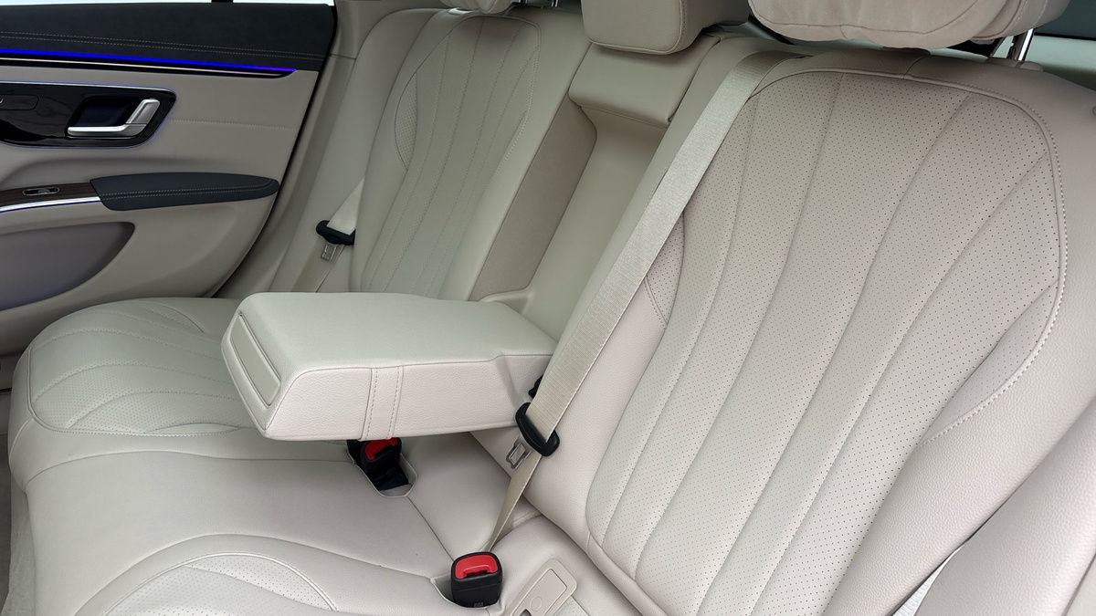 Mercedes-Benz EQS Image 9