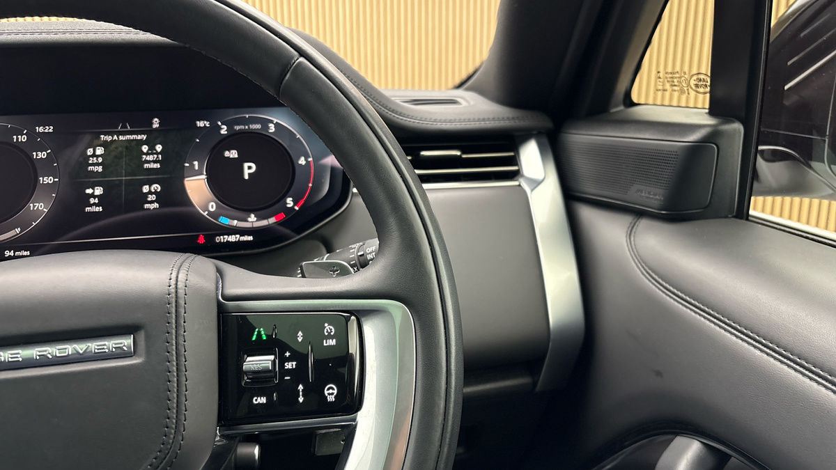 Land Rover Range Rover Image 14