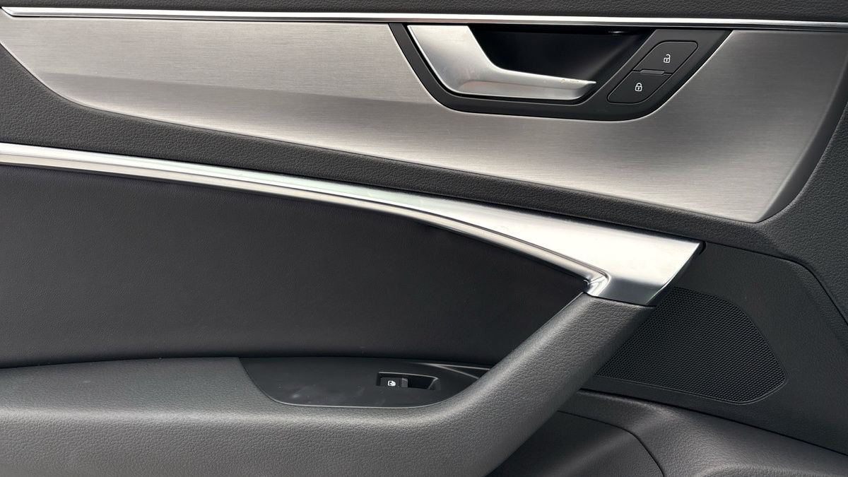 Audi A6 Saloon Image 19