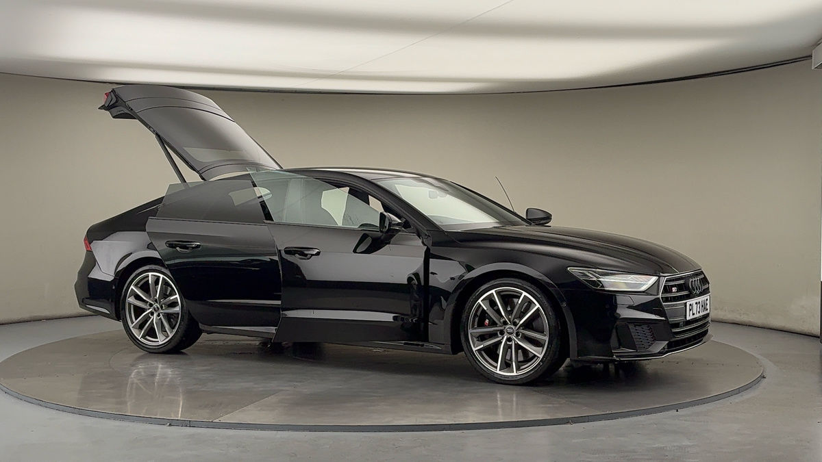 More views of Audi S7