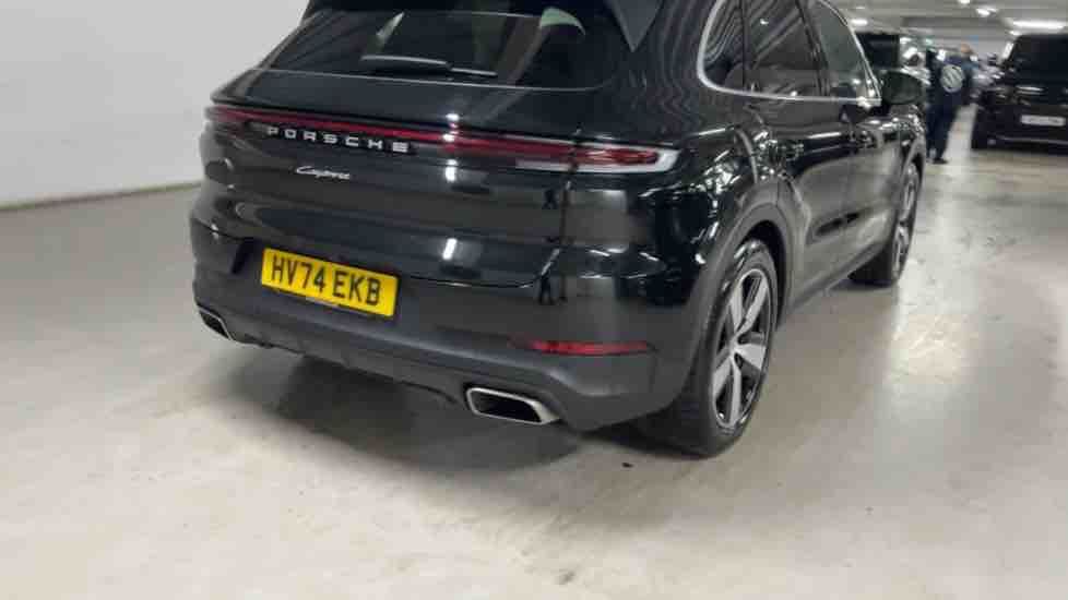 More views of Porsche Cayenne