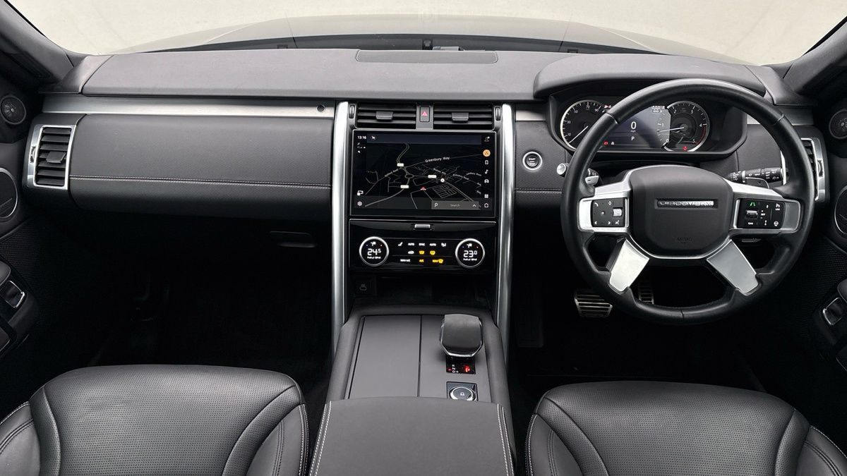 Land Rover Discovery Image 12
