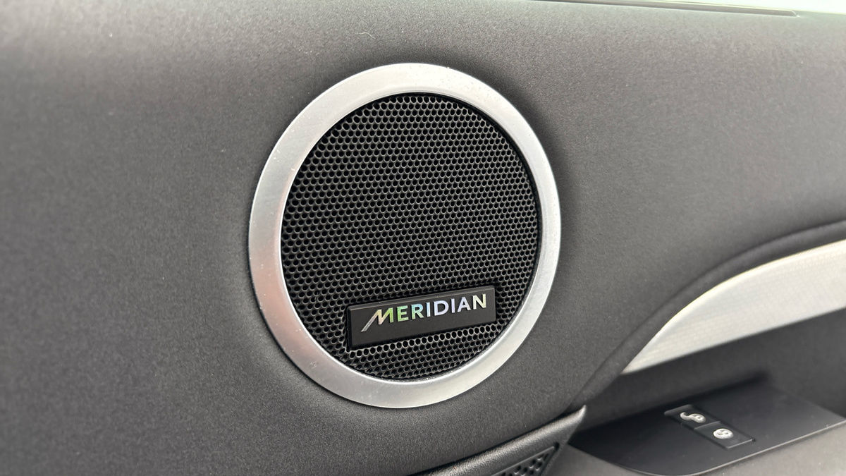 Land Rover Discovery Image 25