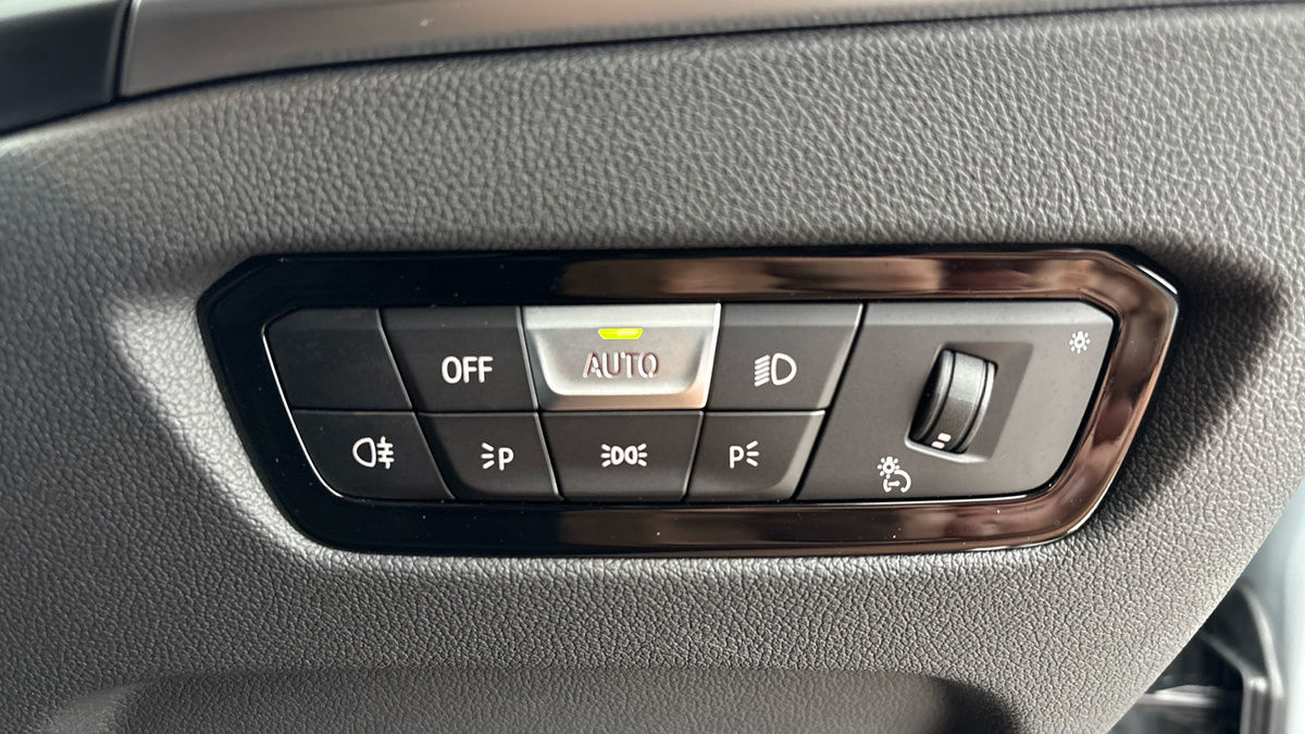 BMW 2 Series Image 26