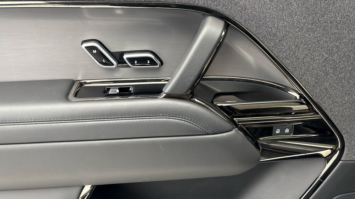 Land Rover Range Rover Sport Image 19
