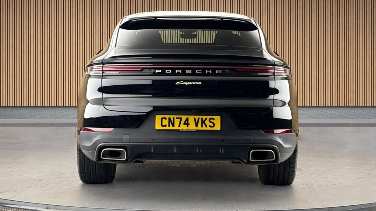 Porsche Cayenne Image 4