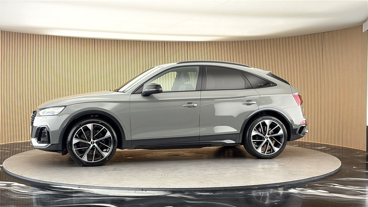 More views of Audi SQ5