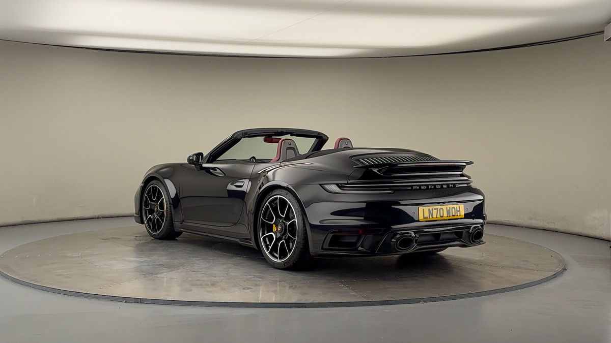 Porsche 911 Image 2