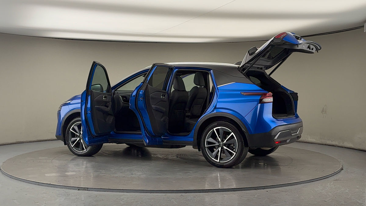 More views of Nissan Qashqai