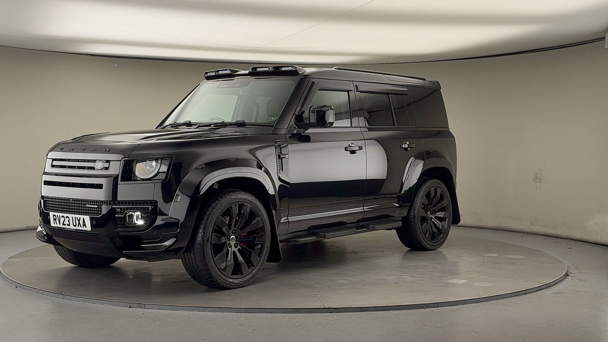 Land Rover Defender 110 Urban Image 20