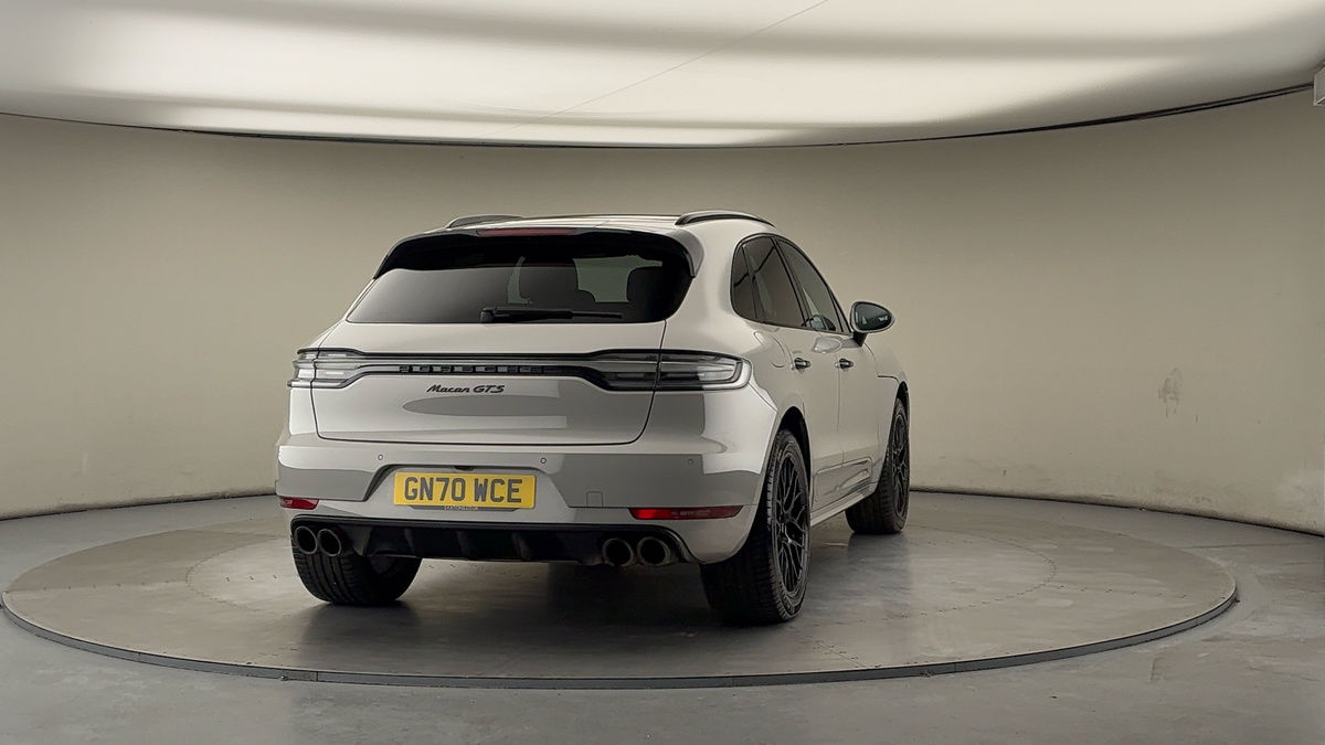 More views of Porsche Macan