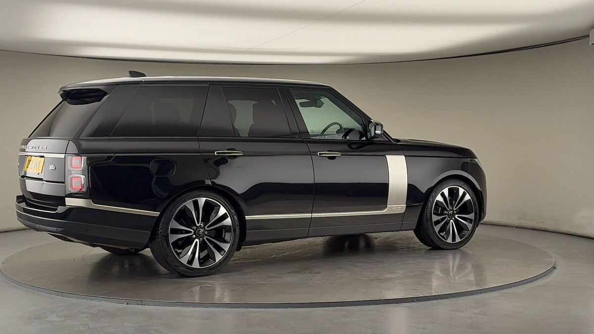 More views of Land Rover Range Rover