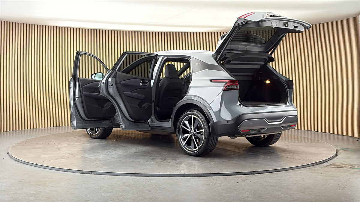 More views of Nissan Qashqai