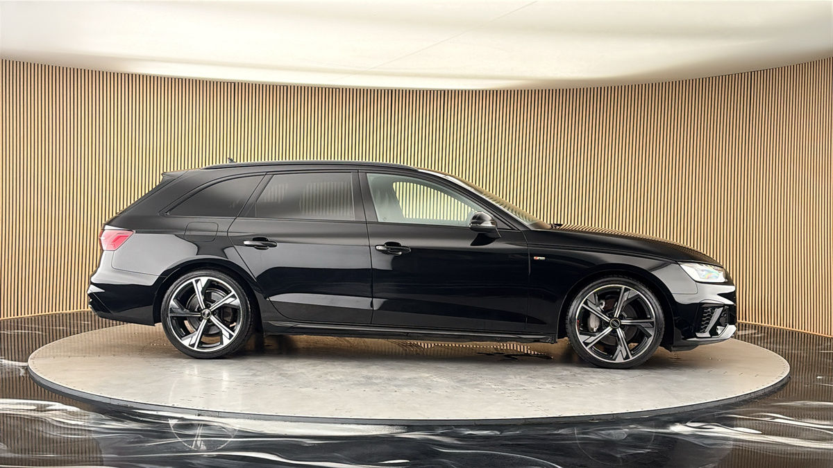 More views of Audi A4 Avant