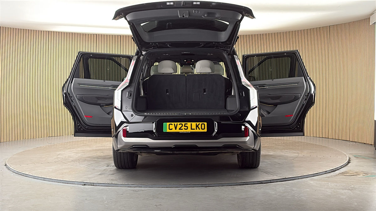 More views of Kia EV9
