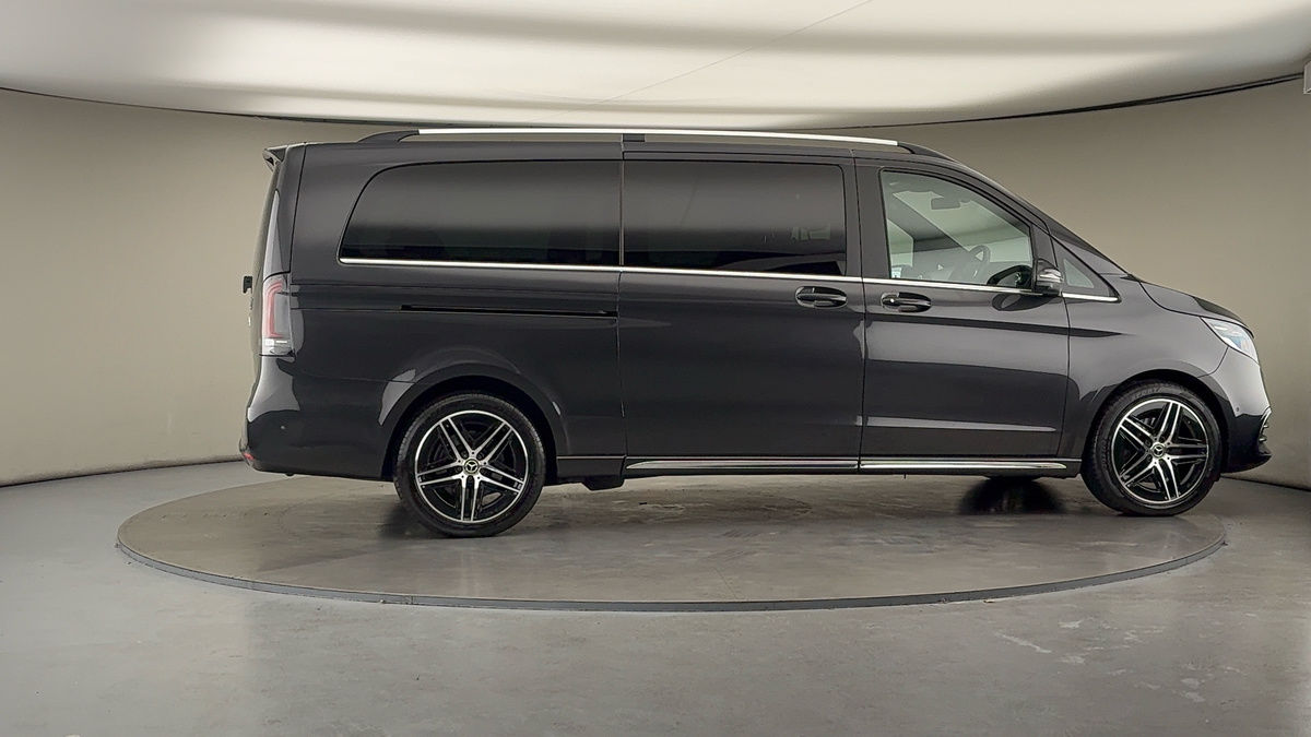 More views of Mercedes-Benz V Class