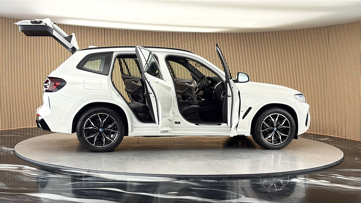 More views of BMW X3
