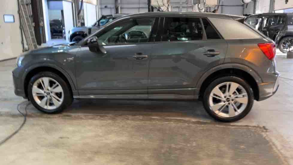 More views of Audi Q2
