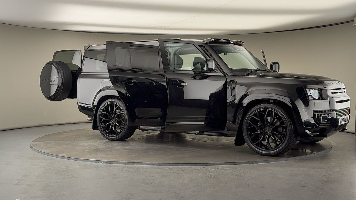 More views of Land Rover Defender 130