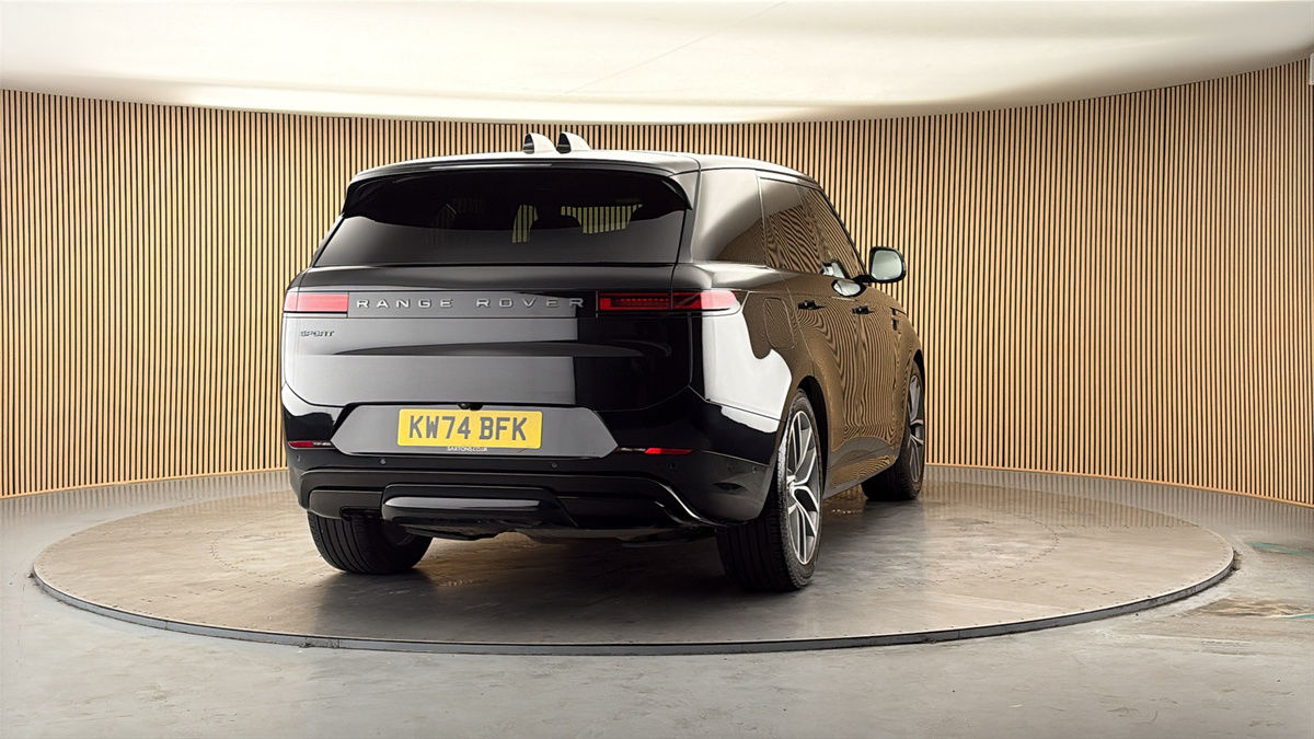 More views of Land Rover Range Rover Sport