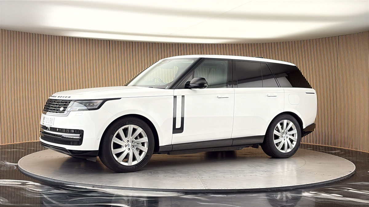 More views of Land Rover Range Rover