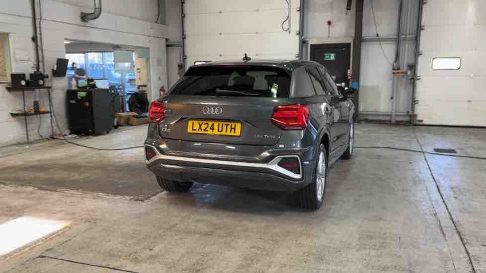 More views of Audi Q2