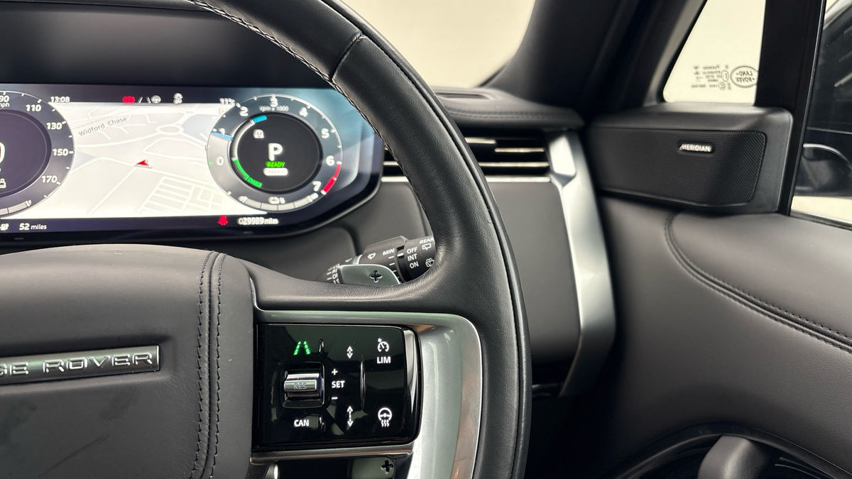 Land Rover Range Rover Image 14