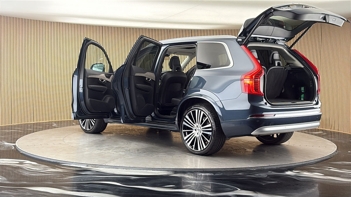 More views of Volvo XC90