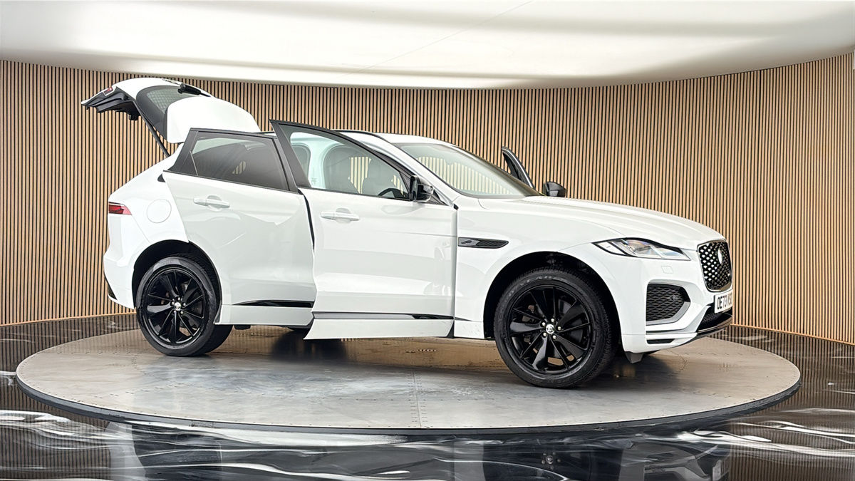 More views of Jaguar F-PACE