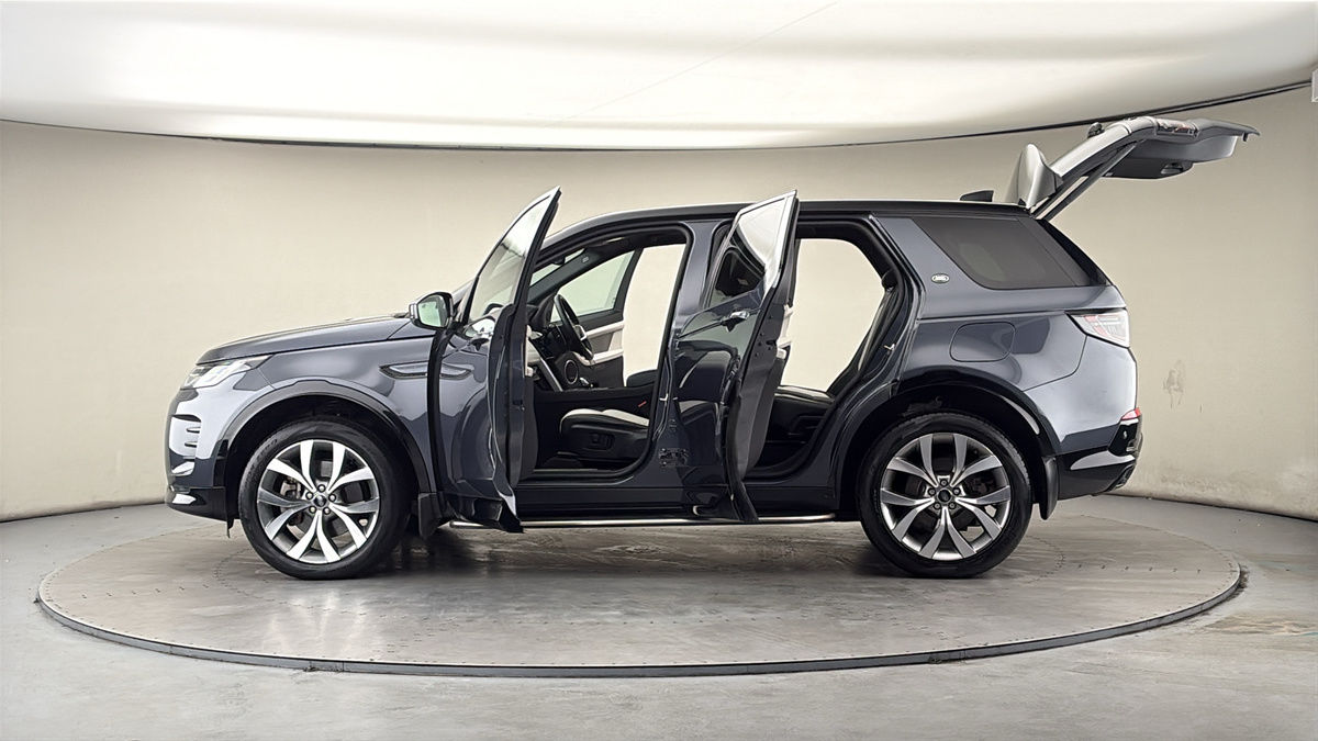 More views of Land Rover Discovery Sport