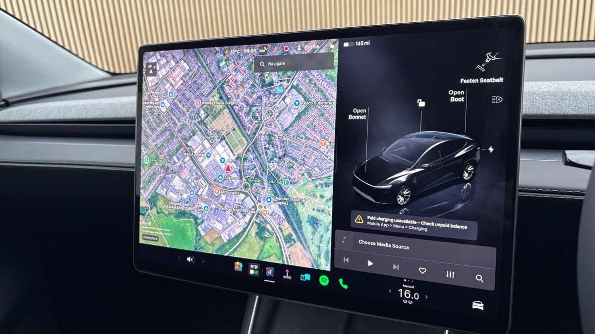 Tesla Model Y Image 17