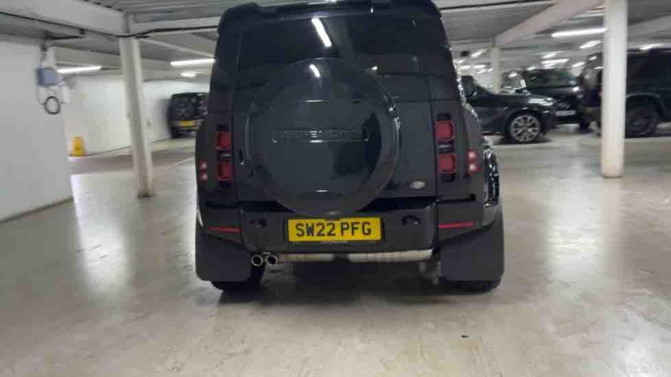 More views of Land Rover Defender 90