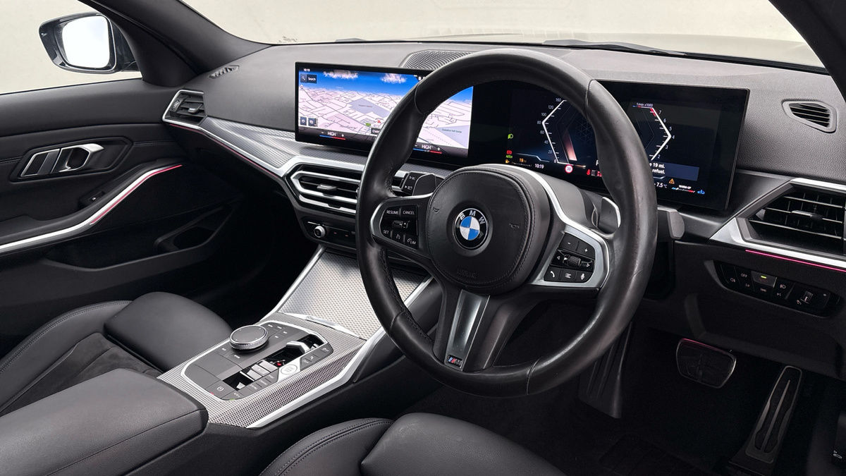 BMW 3 Series Image 5