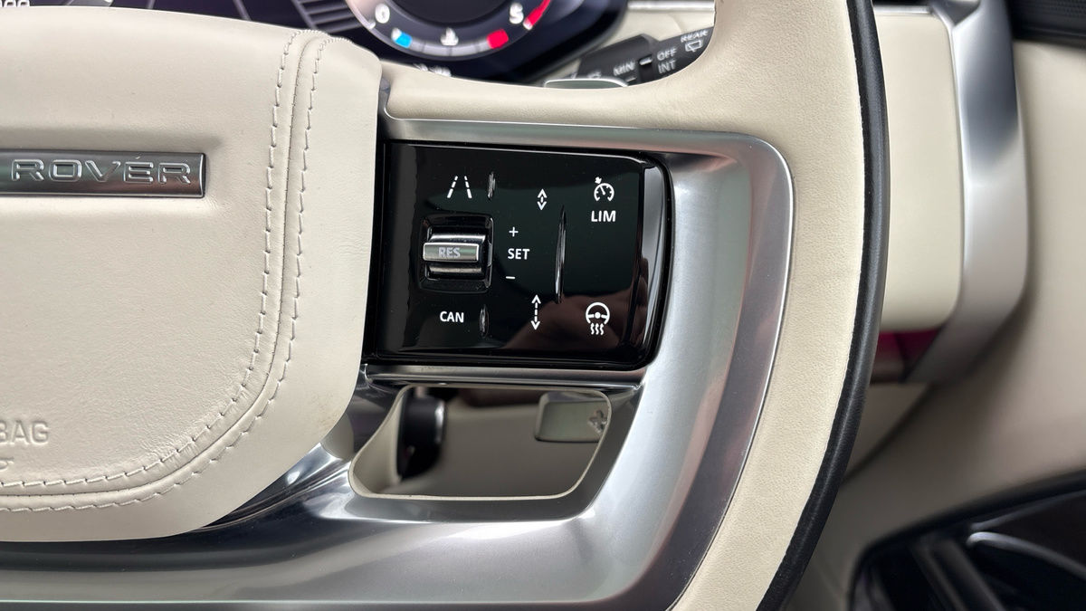 Land Rover Range Rover Image 14