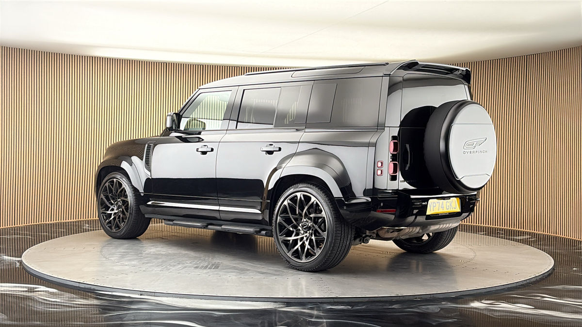 More views of Land Rover Defender 110