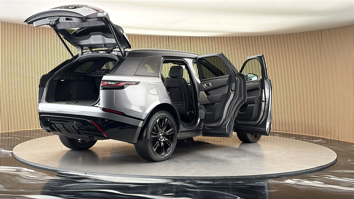 More views of Land Rover Range Rover Velar