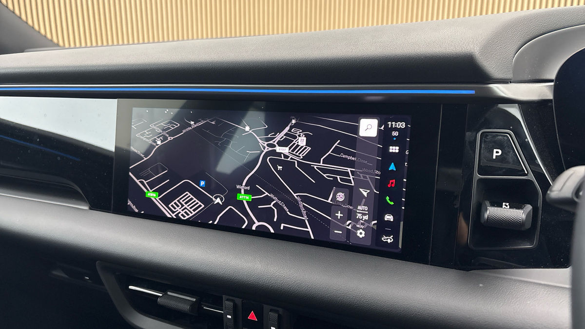 Porsche Macan Image 17