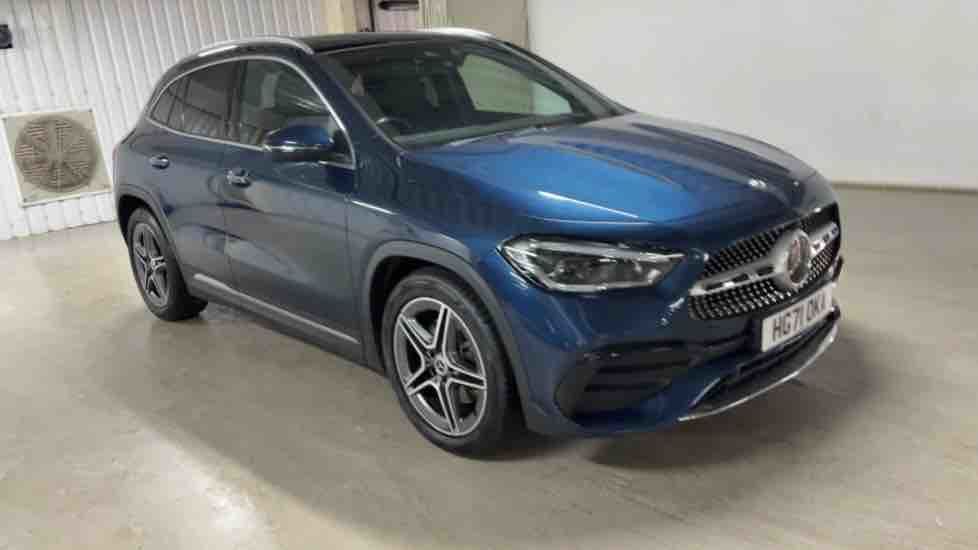 More views of Mercedes-Benz GLA
