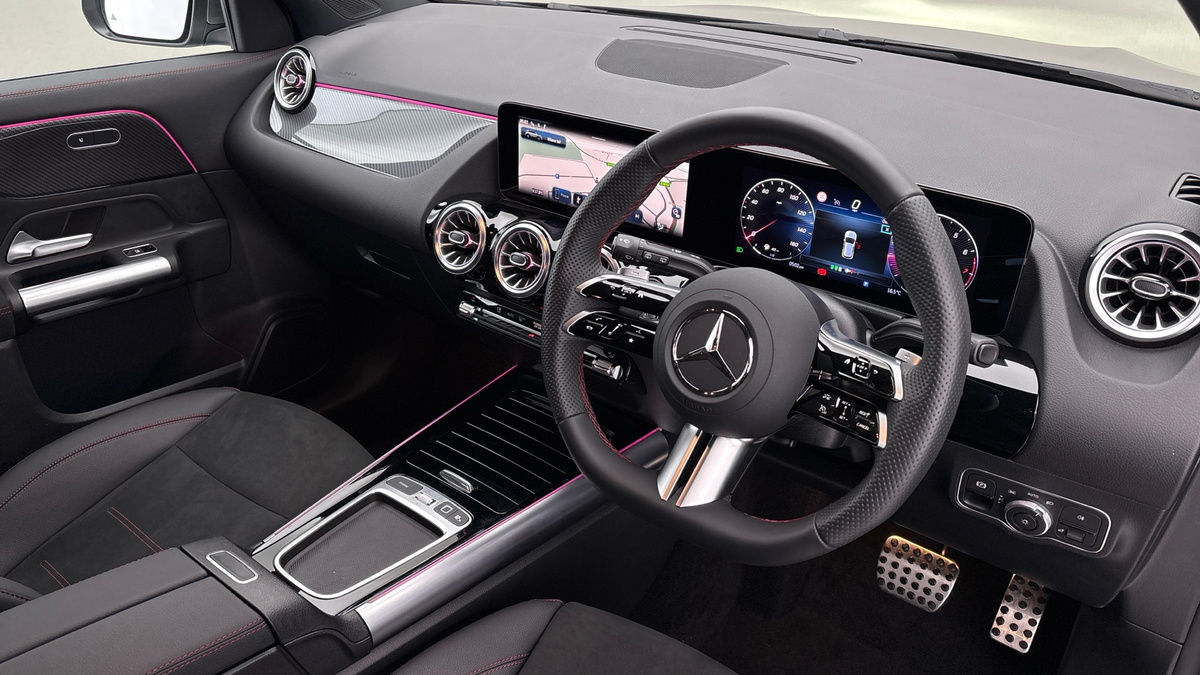 Mercedes-Benz GLA Image 5