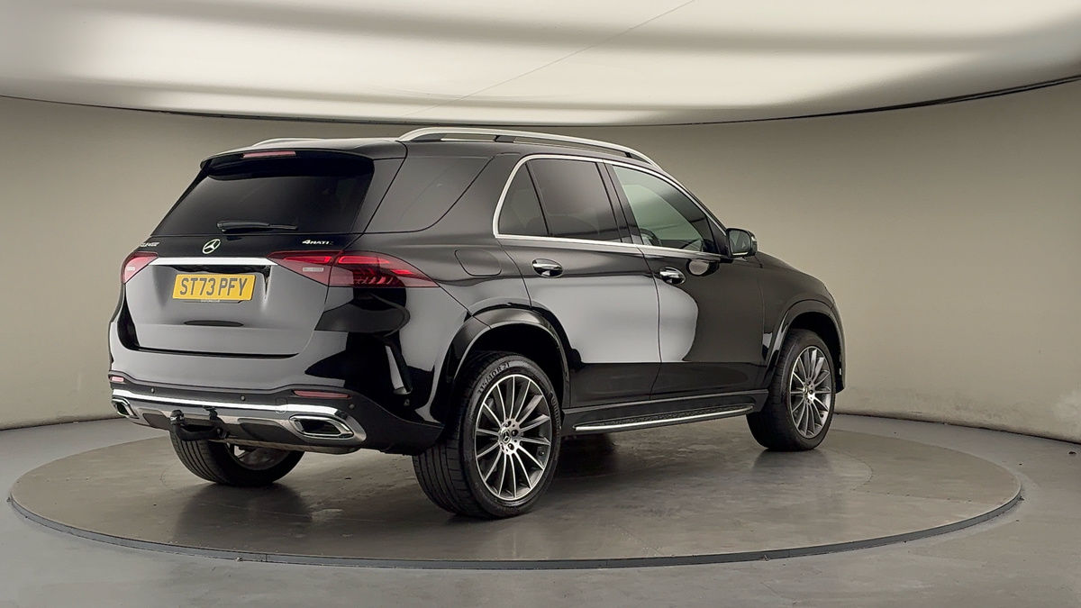 More views of Mercedes-Benz GLE