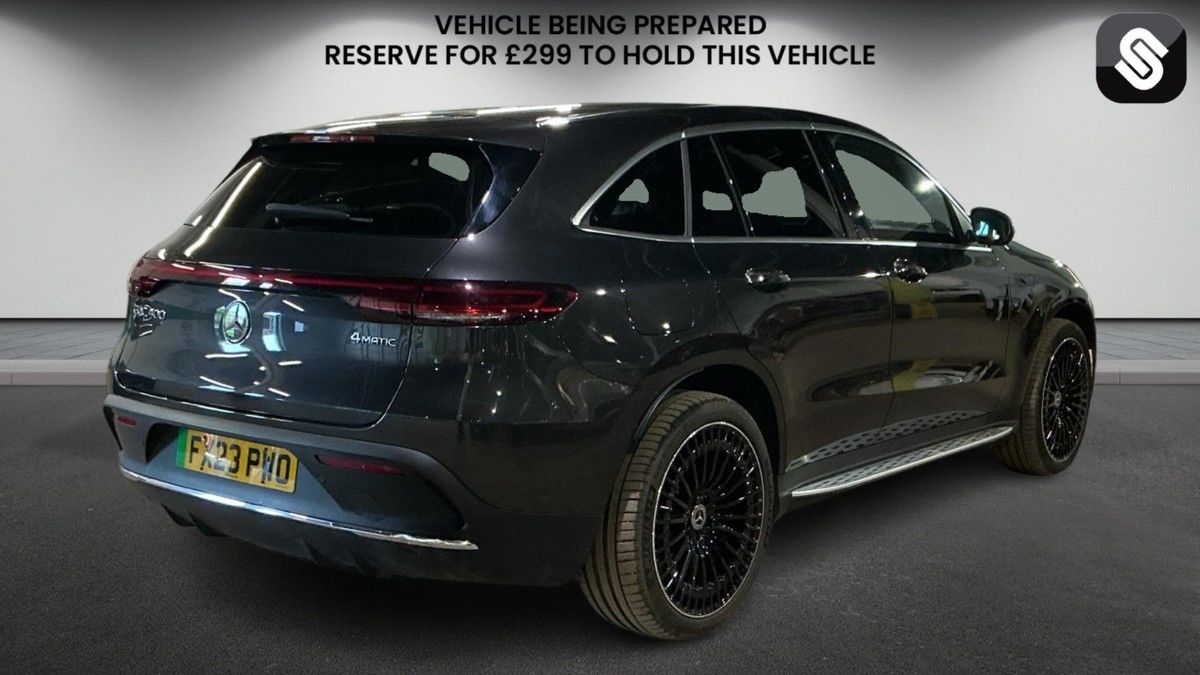 Mercedes-Benz EQC Image 4