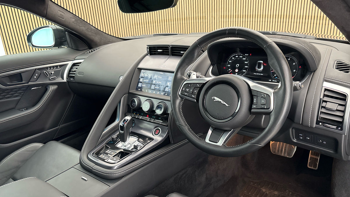Jaguar F-Type Image 5