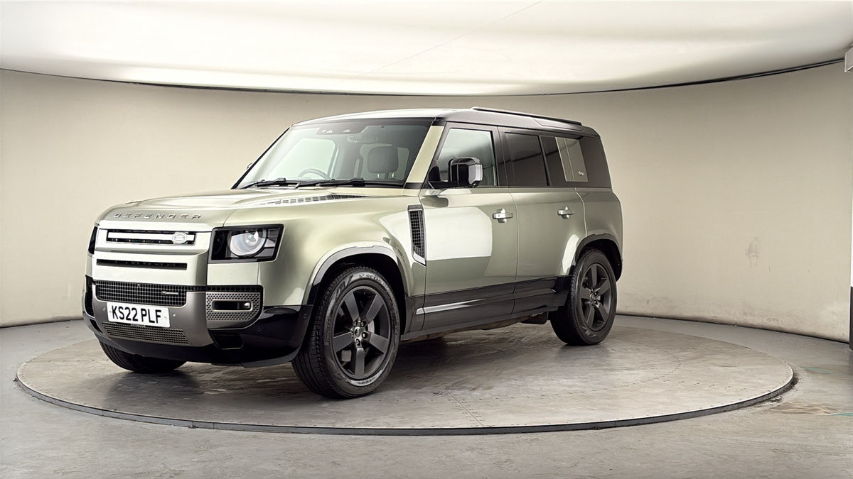 More views of Land Rover Defender 110