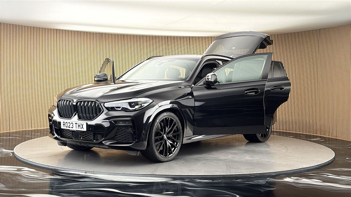 More views of BMW X6