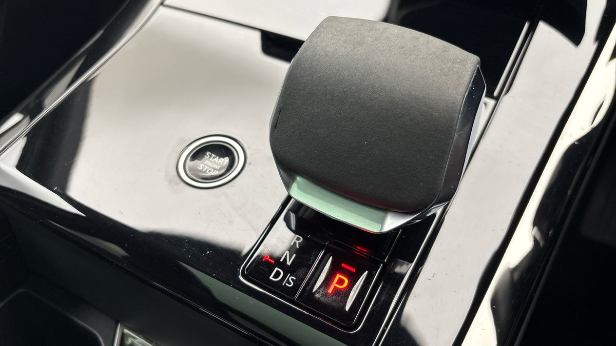 Land Rover Range Rover Sport Image 26