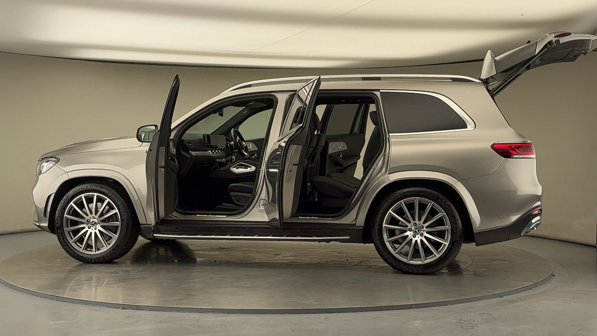 More views of Mercedes-Benz GLS