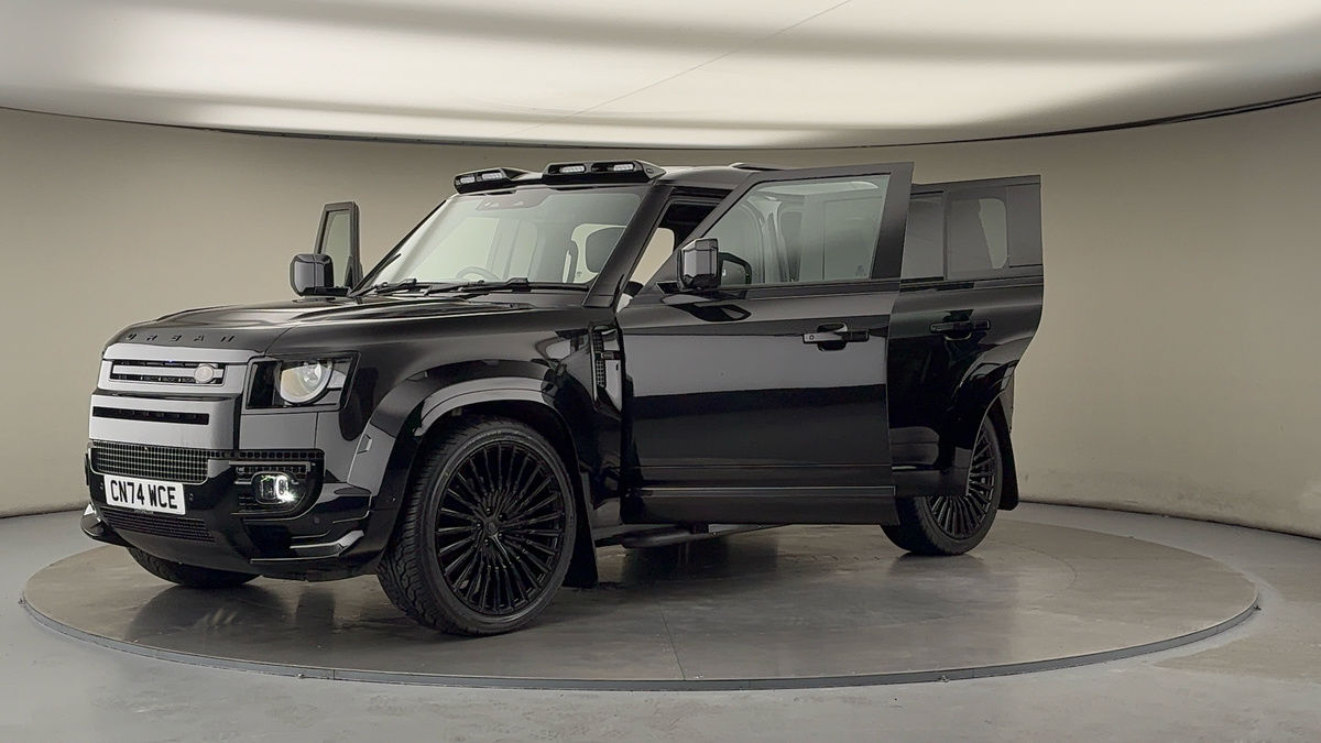 More views of Land Rover Defender 110