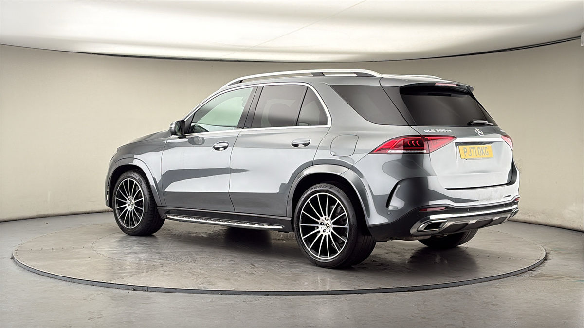 More views of Mercedes-Benz GLE